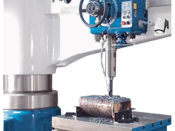 Powerful machining with automatic feed