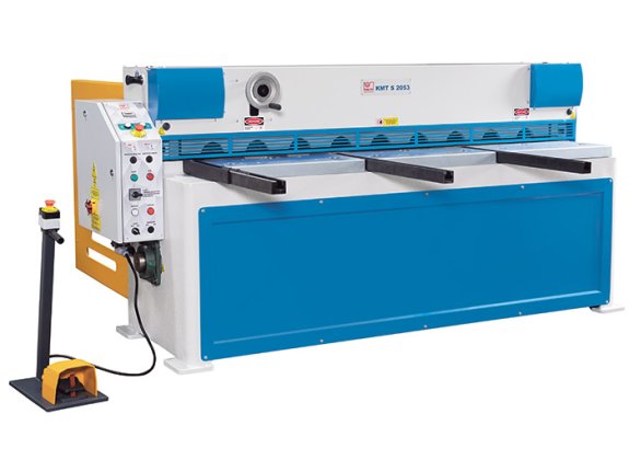 KMT S 3052 - Cost-efficient cutting solution with up to 120 in cutting length with manual backgauge