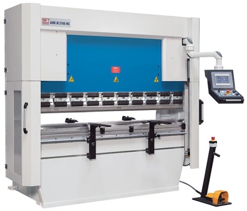 AHK M 1540 NC - Compact NC bending solution with X and R axis and extensive standard equipment as an excellent alternative to CNC machines